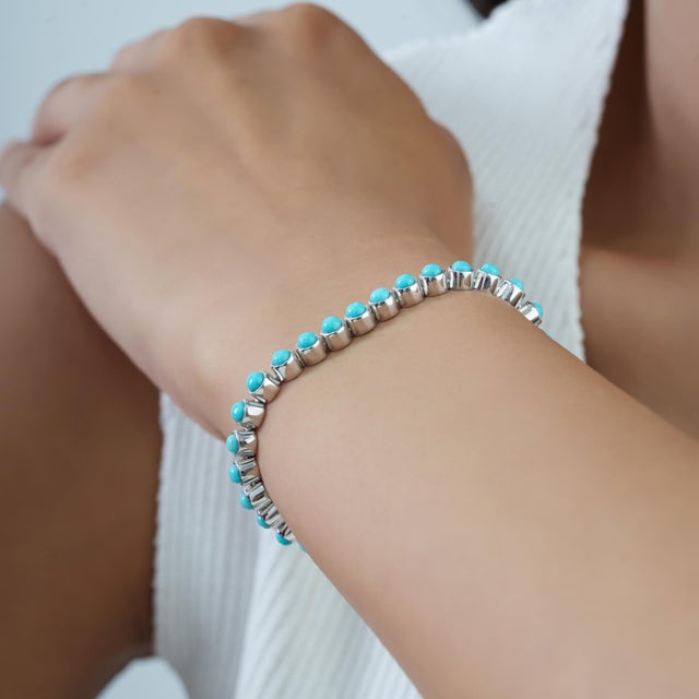 Classic 5.07 Ct Bezel-Set Round Natural Turquoise Tennis Bracelet in 925 Silver For Sale - Image 9 of 14