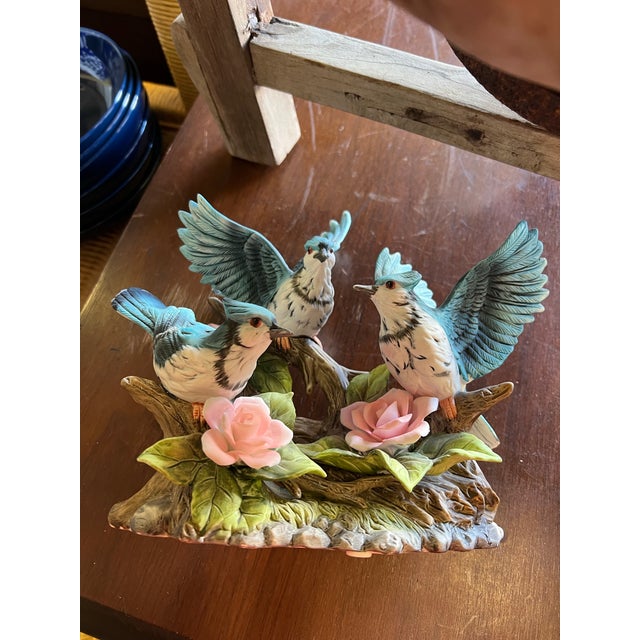 Beautiful Blue Jays figurine from the Wellington Collection. Crafted from porcelain, this medium-sized figurine features a...