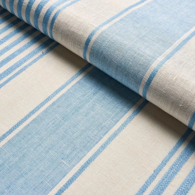 Schumacher Schumacher Summerville Linen Stripe Fabric in Sky For Sale - Image 4 of 4