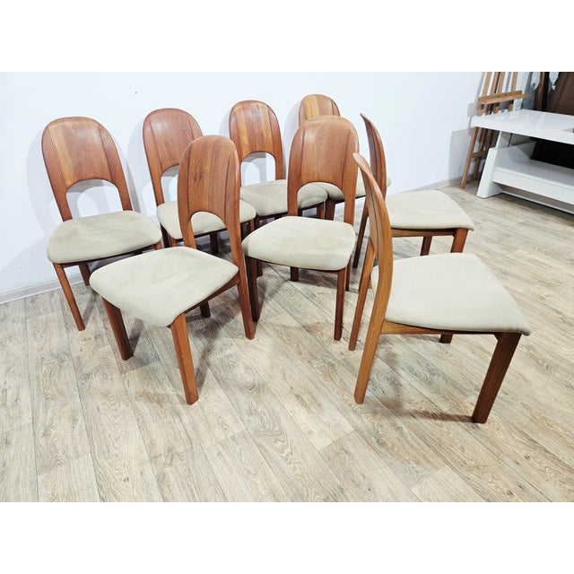 Danish Teak Extending Table +and Chairs from Möbelfabrik Holstebro, 1970s, Set of 9 For Sale - Image 6 of 18