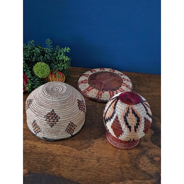 Contemporary 1980s Zulu Handwoven Ilala Palm Basketry Trio, Organic Sculptural Forms For Sale - Image 3 of 16
