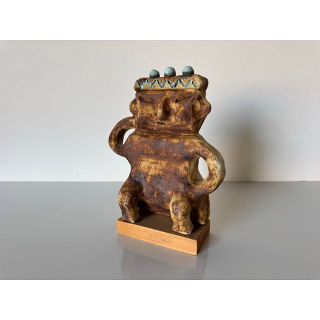 Vintage Mexican Aztec-Inspired Pre-Columbian Folk Art Style Pottery Sculpture on Wood Base For Sale - Image 4 of 10