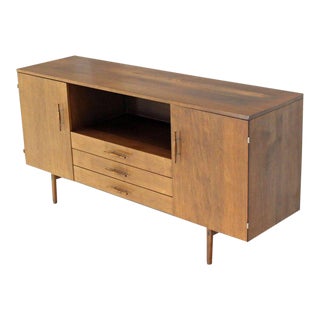 Mid-Century Modern Paul McCobb Planner Group Solid Birch Credenza For Sale