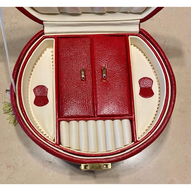 Red Vintage Wolf Leather Jewelry Box, Pebbled Red, Brand New, British Luxury, Lock & Key, Mirror For Sale - Image 8 of 12