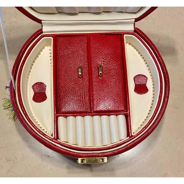 Vintage Wolf Leather Jewelry Box, Pebbled Red, Brand New - Never Used, Lock & Key, Mirror For Sale - Image 9 of 13