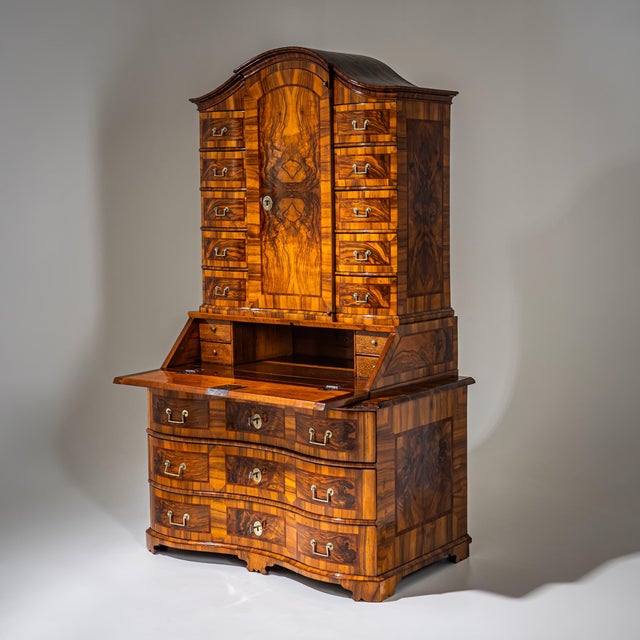 Baroque Slant-Front Secretary in Walnut, Mid-18th Century For Sale - Image 4 of 12