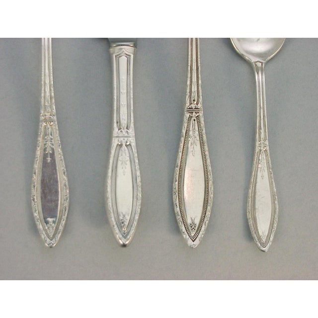 1930s Boxed Set of Rogers Silver Plate Flatware 1881- 41 Pieces For Sale - Image 5 of 6