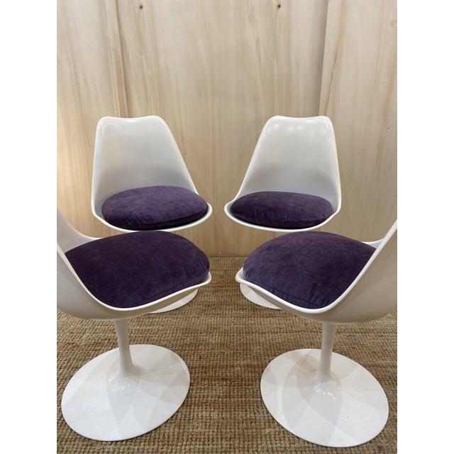 Tulip Chairs by Eero Saarinen for Knoll, 1970s, Set of 2 For Sale - Image 10 of 11