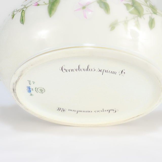 Royal Copenhagen 'Flora Danica' Porcelain 5 Qt Large Tureen & Underplate No 3560 For Sale - Image 9 of 18