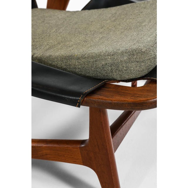 Set of Model Holmenkollen Lounge Chairs by Arne Tidemand-Ruud attributed to Norcraft, 1960s For Sale - Image 3 of 12