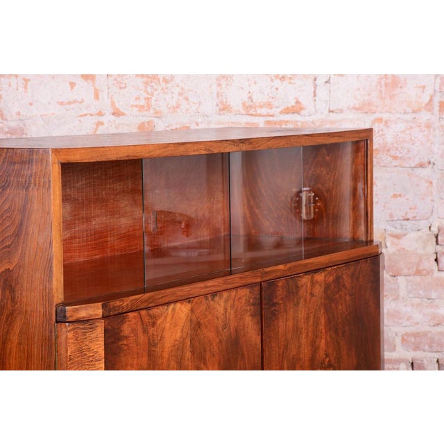 Art Deco Commode in Walnut and Glass, Czech, 1920s For Sale - Image 17 of 18