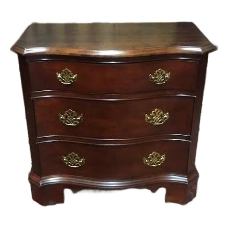 Vintage Pennsylvania House Accent Chest, Small Accent Chest of Drawers For Sale