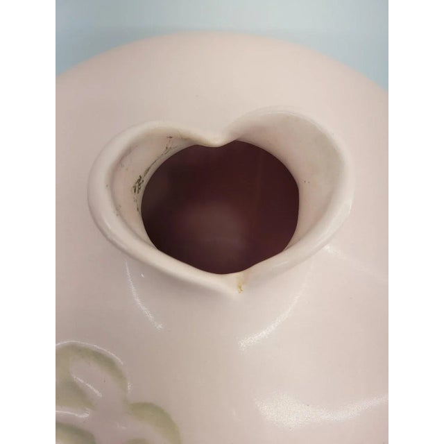Ceramic 1980s Post Modern Haeger Pink Raised Floral Design Vase For Sale - Image 7 of 11