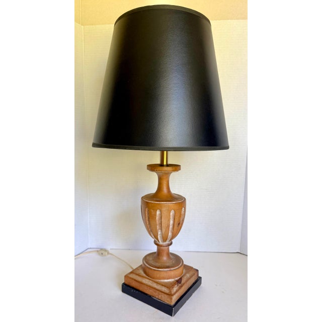 Late 20th Century Vintage Neoclassical Whitewashed Carved Wood Urn Table Lamp With Black Shade For Sale - Image 5 of 11