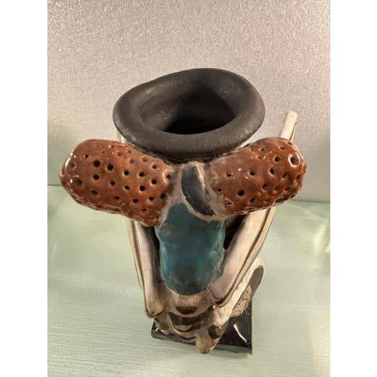 Modern Ceramic Dragonfly Vase by Johnson, United States, 1991 For Sale In Philadelphia - Image 6 of 7