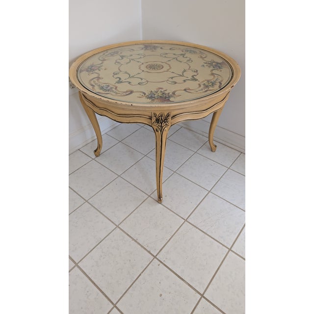 Vintage Handpainted Italian Design Toleware Round Coffee Table For Sale - Image 11 of 12