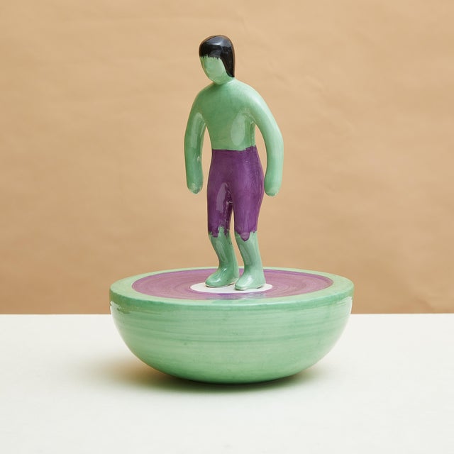 Subbuteo Ornament Sculpture in Double-Mold Ceramic from Artigianato Italiano For Sale - Image 4 of 4