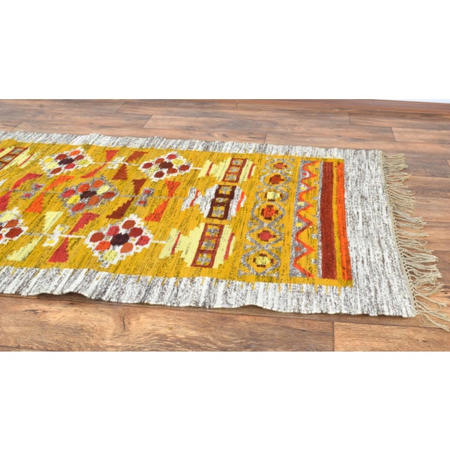 Hand-Woven Wool and Linen Wall Rug, 1960s For Sale - Image 4 of 7