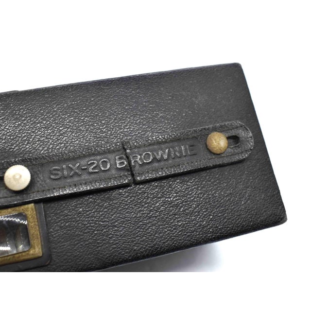 Early 20th Century 1930's Art Deco Kodak Six-20 Portrait Brownie Box Camera For Sale - Image 5 of 7