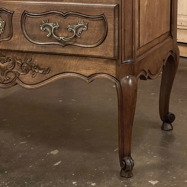 Antique Country French Regence Walnut Commode For Sale - Image 15 of 18