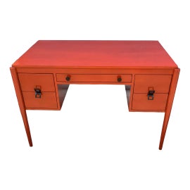 Example of Mid-Century Modern Desks