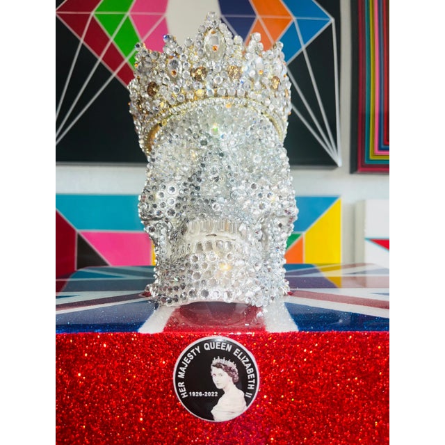 Abstract Her Majesty Queen Elizabeth II (Original Swarovski Creation With Custom Made Base and Crown) For Sale - Image 3 of 12