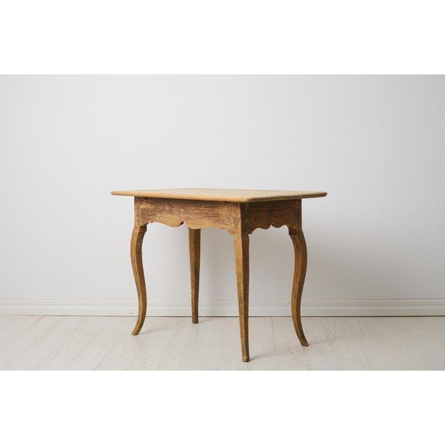 Antique Northern Swedish Rococo Centre Table with Elegantly Curved Legs, 1770 For Sale - Image 4 of 9