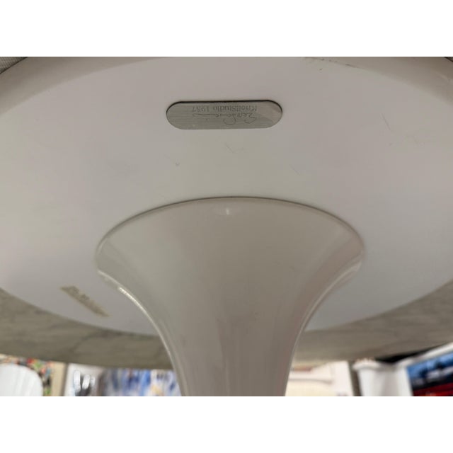 A Nice example of Eero Saarinen’s Iconic Tulip Table for Knoll. This table was produced in 2018 and is in good condition...