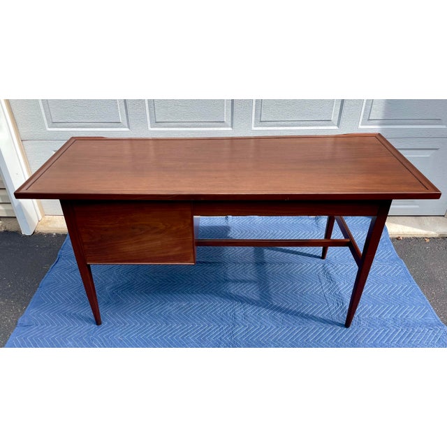 Mid-Century Modern 1959 Mid-Century Modern Walnut Writing Desk by Kipp Stewart for Drexel Declaration For Sale - Image 3 of 18