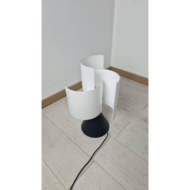 Table Lamp with 3-Blade Model in Milk Glass and Embossed Iron Base, 1970s For Sale - Image 10 of 13