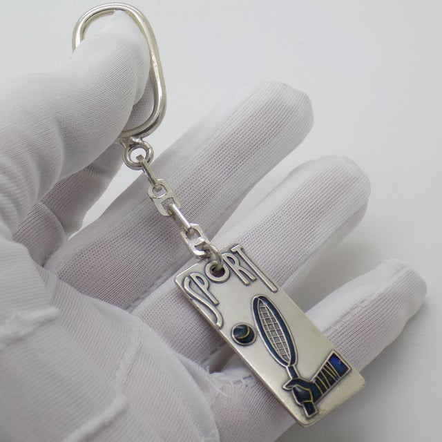 A rare and characterful piece, this vintage Italian keyring by Sacchetti reflects the dynamic spirit of Italian Futurism,...