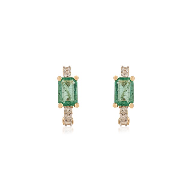 Art Deco Contemporary 14k Yellow Gold 1.02 Ct Emerald & Diamond Huggie Hoop Earrings- 2 Pieces For Sale - Image 3 of 12