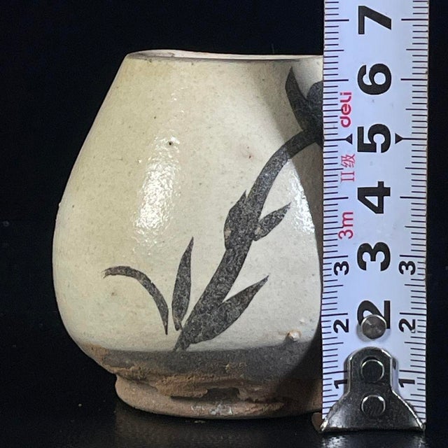 Late 20th Century Vintage Folk Pottery Bird Feeder Jar – Slip-Painted Floral Motif, Rustic Earthenware For Sale - Image 5 of 9