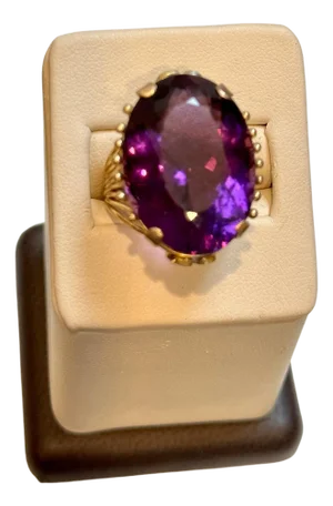 27 Carat Amethyst Cocktail Ring in 14 Karat Yellow Gold