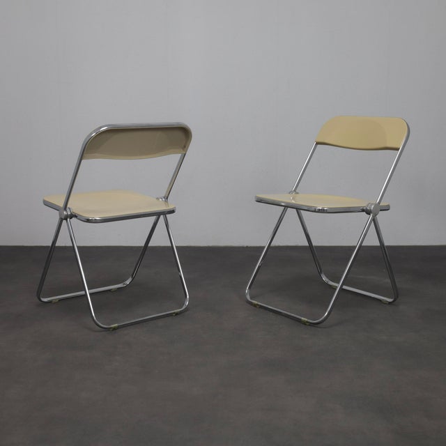 Plia Folding Chairs by Giancarlo Piretti for Castelli, 1970s, Set of 2 For Sale - Image 12 of 12