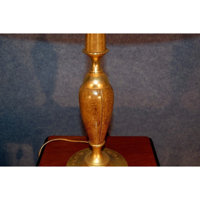 Mid-Century Modern Golden Brass & Leather Lamp from Le Tanneur, 1970s For Sale - Image 3 of 7