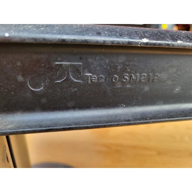 Modus Table and Chairs by Borsani for Tecno, Set of 5 For Sale - Image 17 of 18