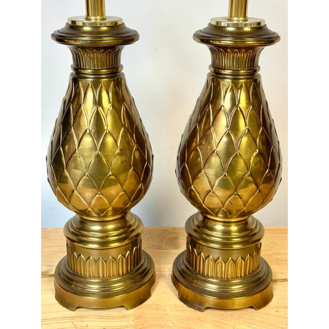 Pair of Hollywood Regency Brass Artichoke Table Lamps by Stiffel, 1960s For Sale - Image 12 of 15
