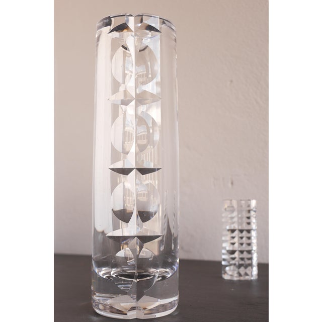 1960s Mid-Century Modern Crystal Hand Cut Decorative Art Vase and Art Object by Mona Morales Schildt for Kosta, Sweden, 1960s, Set of 2 For Sale - Image 5 of 18