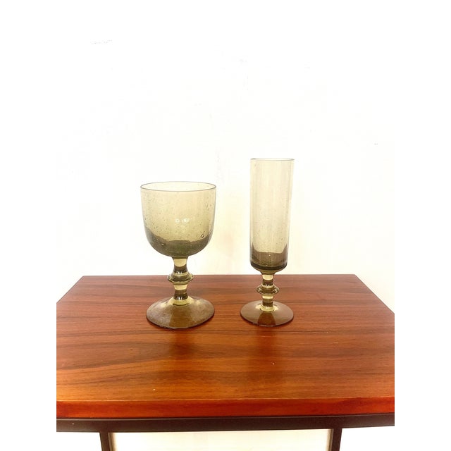Mid-Century Modern Smoked Bubbled Mouth-Blown Glasses from Biot, 1970s, Set of 8 For Sale - Image 3 of 7