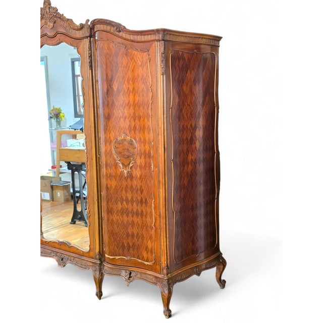 Early 1900s Triple Width Walnut Louis XV French Style Armoire. For Sale - Image 15 of 18