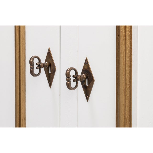 Louis XVI Three-Door Buffet in White and Gold For Sale - Image 9 of 10