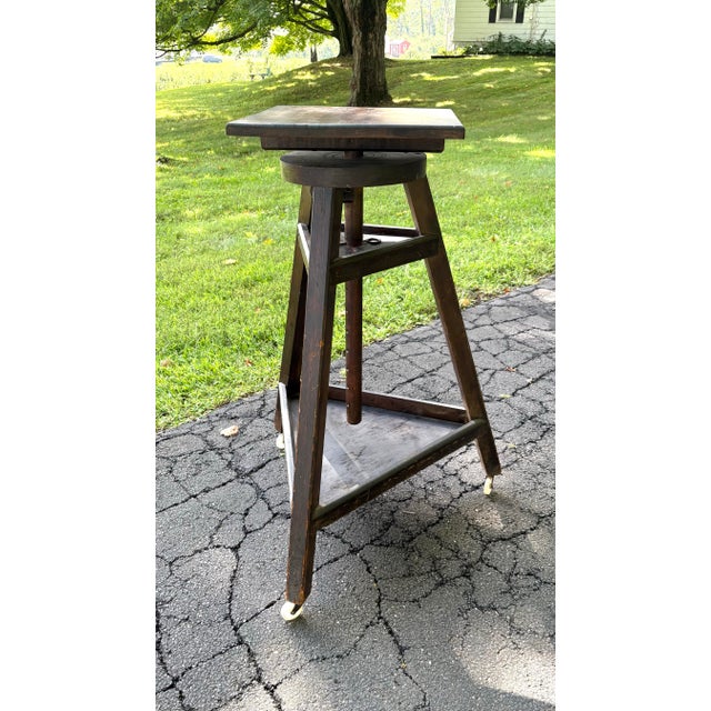 Antique Adjustable-Height Revolving Wood Sculptor’s Stand For Sale - Image 4 of 5