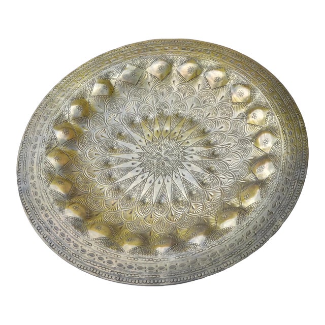 Early 20th Century Hand-Engraved Moorish-Patterned Brass Decorative Tray For Sale
