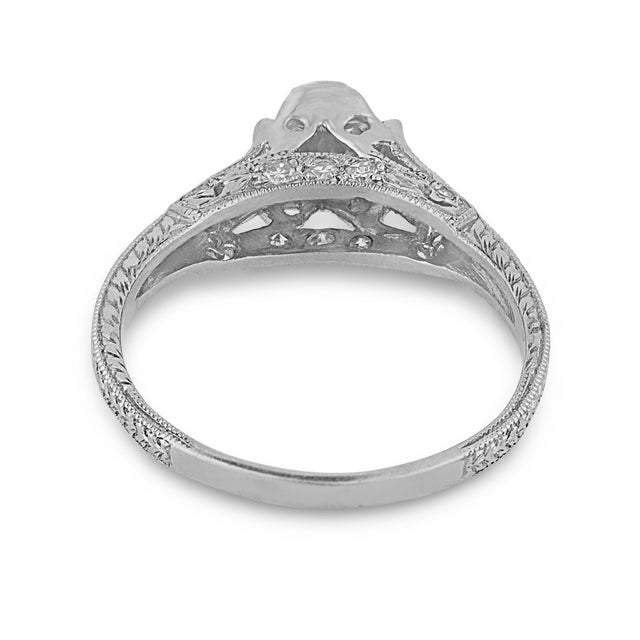 1930s Art Deco Diamond Platinum Engagement Ring, Size 6 For Sale In Los Angeles - Image 6 of 6