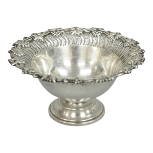Vintage English Victorian Silver Plated Grapevine Small Bar Nut Dish Bowl
