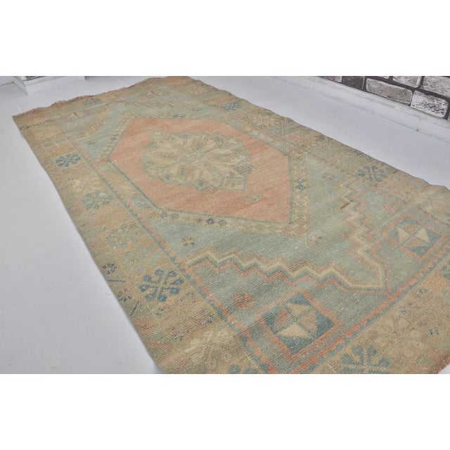 Handwoven Vintage Oushak With Faded Floral Medallion For Sale - Image 4 of 10