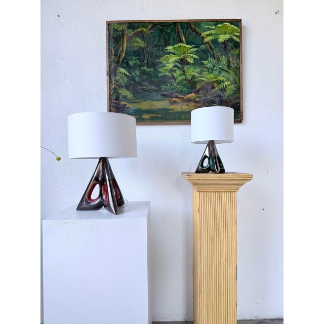 French Free-Form Triangular Ceramic Lamps, 1950s, Set of 2 For Sale - Image 6 of 18