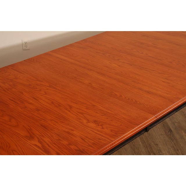 Farmhouse Style Oak Expandable Dining Table For Sale In Philadelphia - Image 6 of 18