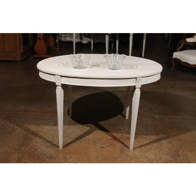 Early 20th Century Circa 1900 English Cut Crystal Bowl with Scalloped Top & Diamond Motifs For Sale - Image 5 of 12